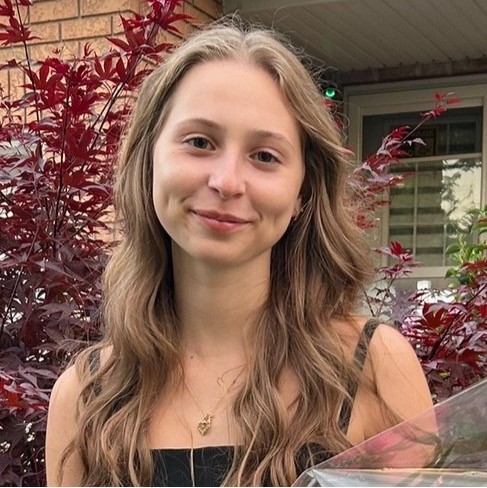 23 scholarship winner Sonya